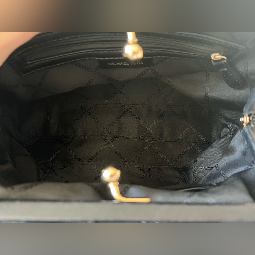 Michael Kors Logo Metal Ruched Clutch - Picture 4 of 15